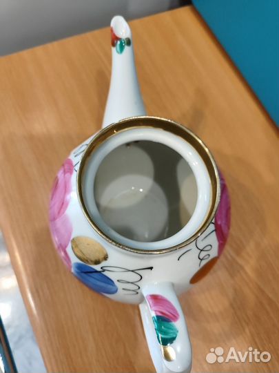 Чайник заварочный фарфоровый