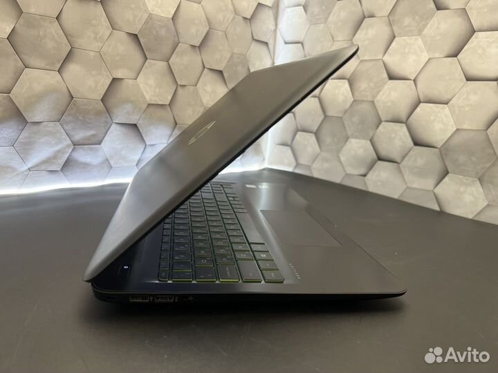 Ноутбук HP i5-8300H GTX 1050