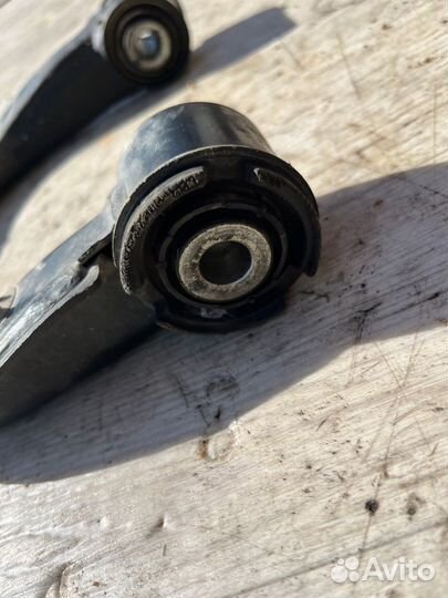 Рычаг передний левый Ford Ranger T6 P4AT