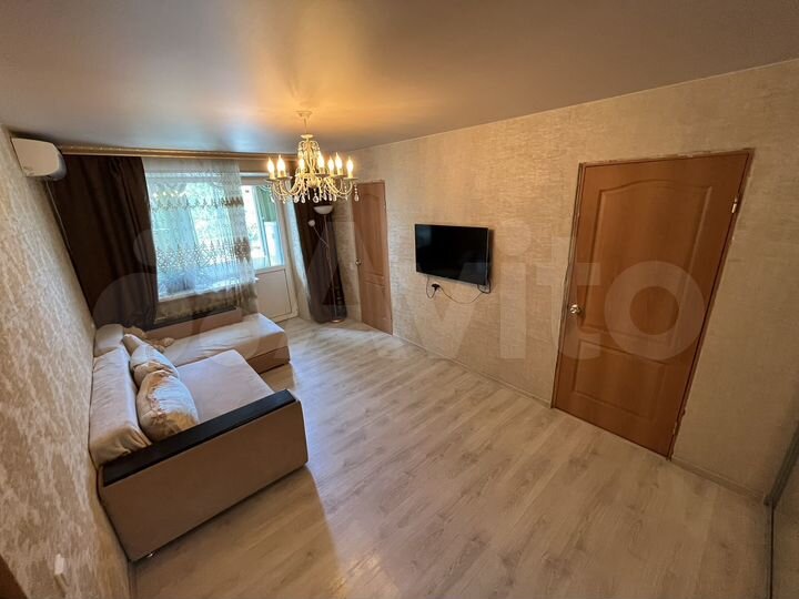 3-к. квартира, 50 м², 3/5 эт.