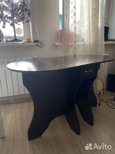 Стол обеденный раздвижной