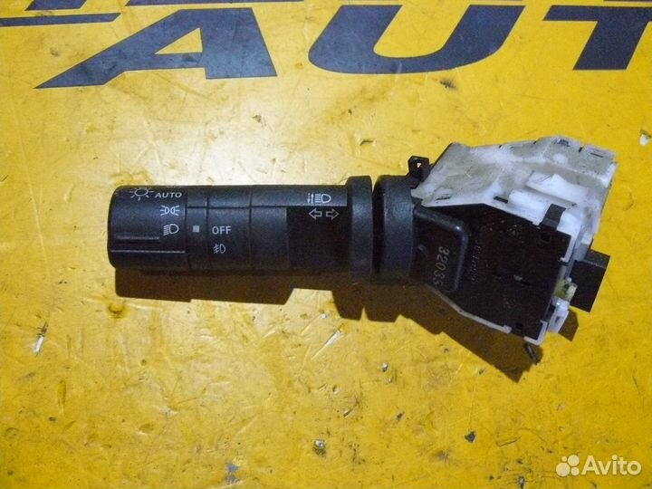 Переключатель подрулевой для infiniti FX35 2003г