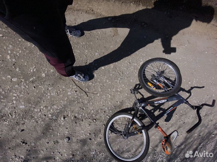 Продам два велосипеда на запчасти ли востоновлние