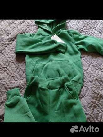 Спортивный костюм новый