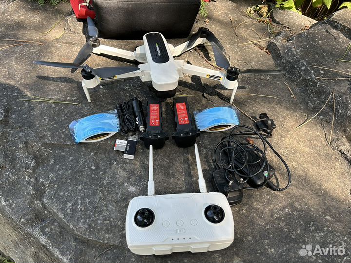 Квадрокоптер Hubsan Zino h117s