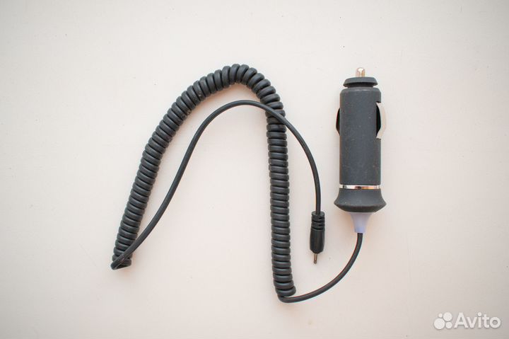 Чехол кожаный, адаптер micro sim, кабель