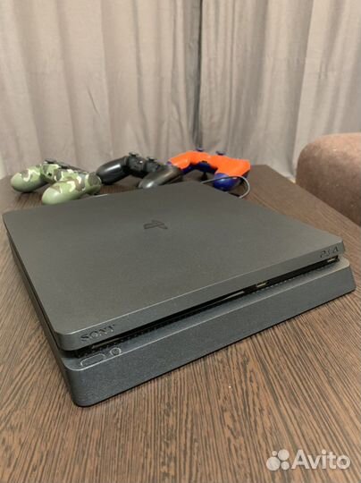 Sony playstation 4 slim 1 Tb