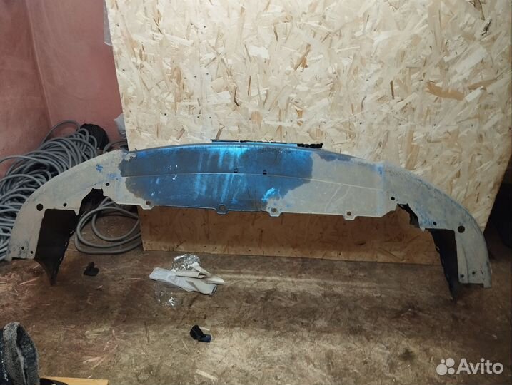 Бампер передний RN1 2модель