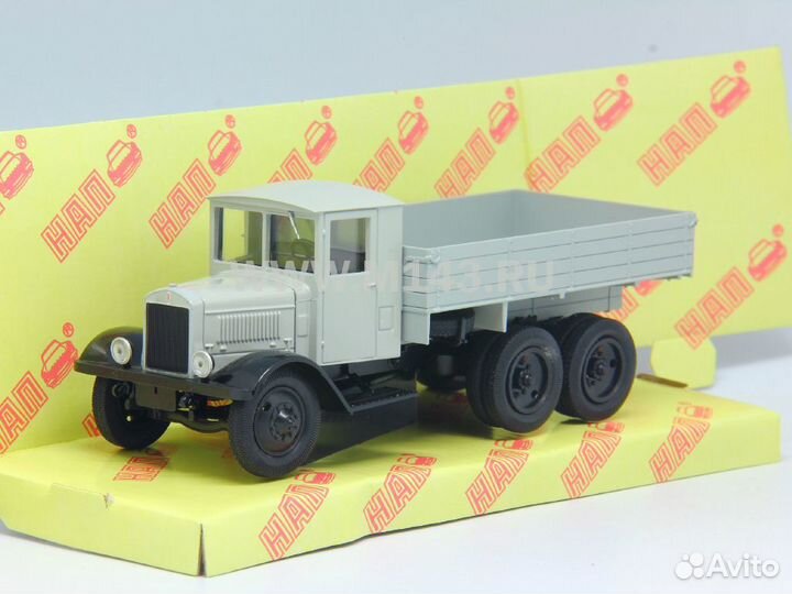 Авто модель 1:43