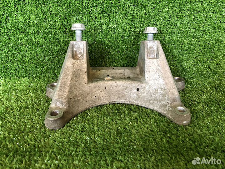 Кронштейн АКПП А2112420340 Mercedes M274 2.0