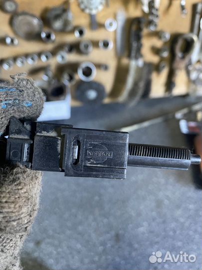 Датчик педали тормоза nissan альмера n16