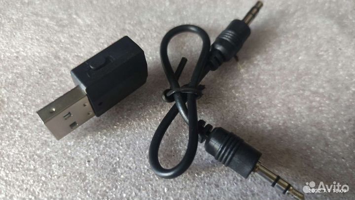 Bluetooth Аудиоприемник 5 AUX для авто