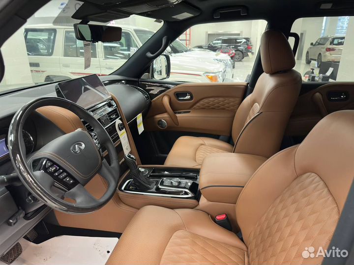 Infiniti QX80 5.6 AT, 2023, 15 км