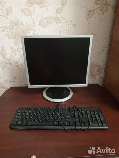Офисный компьютер