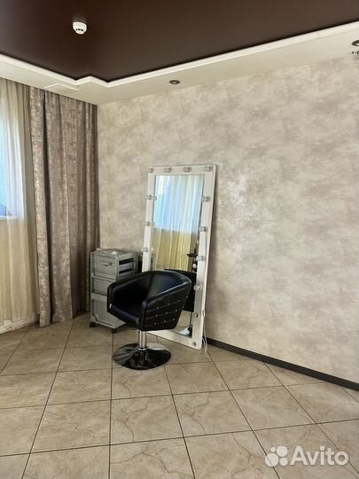 Зеркало гримерное напольное