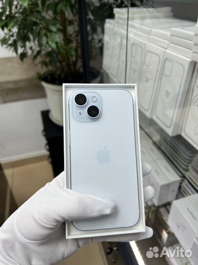 iPhone 15, 256 ГБ