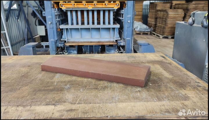 Парапет на забор