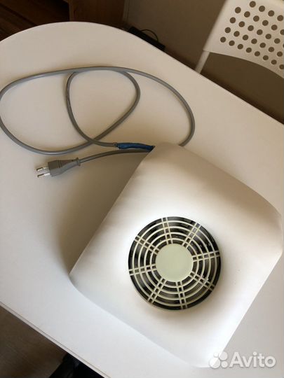 Пылесборник для маникюра