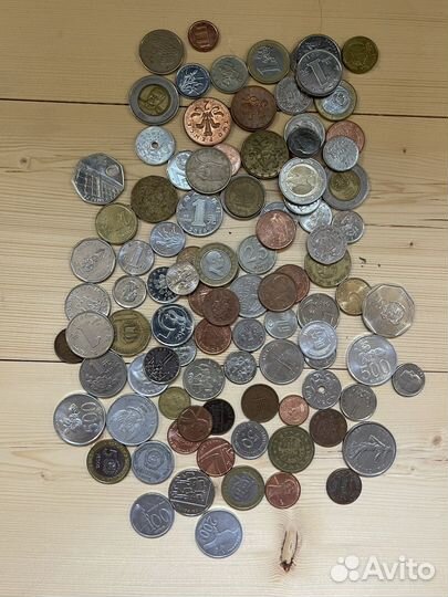 Монеты и банкноты разных стран