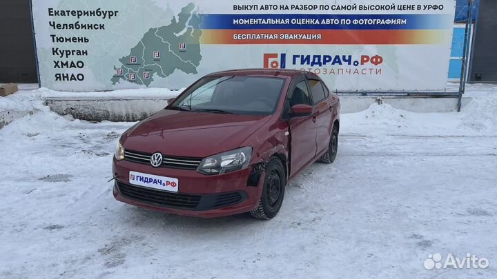 Блок предохранителей Volkswagen Polo Sedan (Mk5) 0