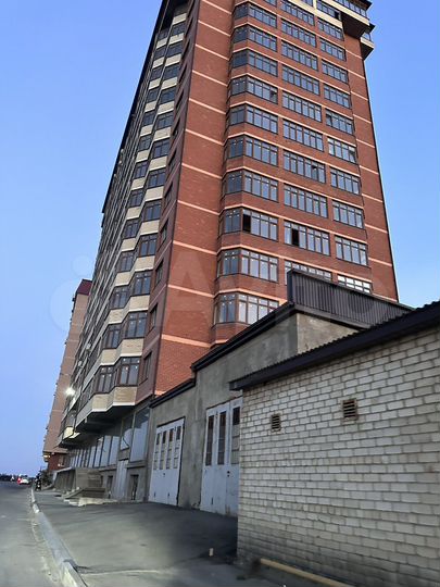 3-к. квартира, 111 м², 10/14 эт.