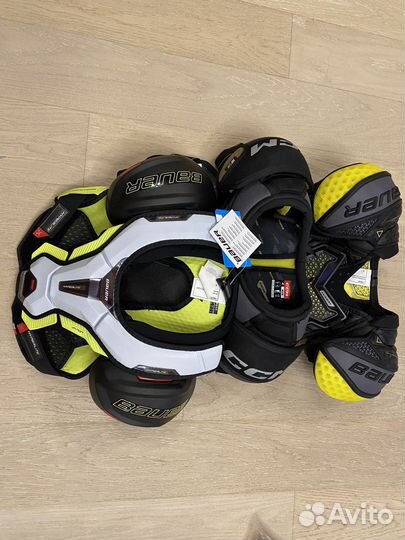 Нагрудник хоккейный Bauer CCM