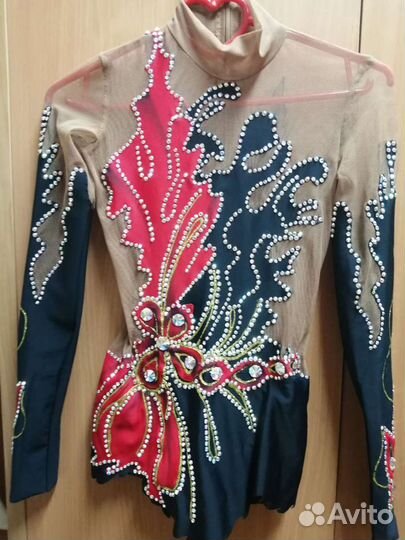 Купальник для художественной гимнастики