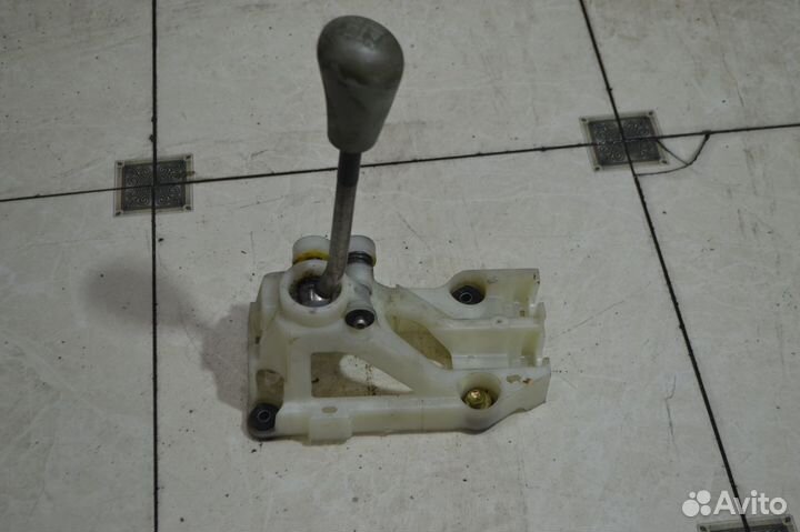 Кулиса МКПП Toyota Yaris