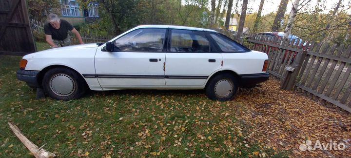 Ford scorpio1