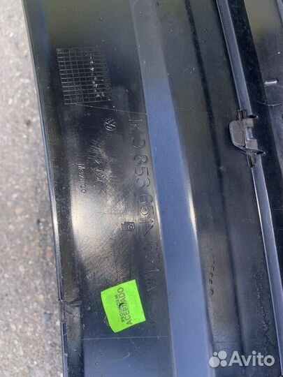 Решетка радиатора Volkswagen Golf VI AJ5 1K9853651