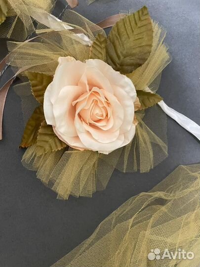 Свадебное украшения на машину