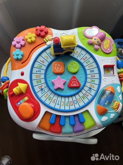 Развивающий стол