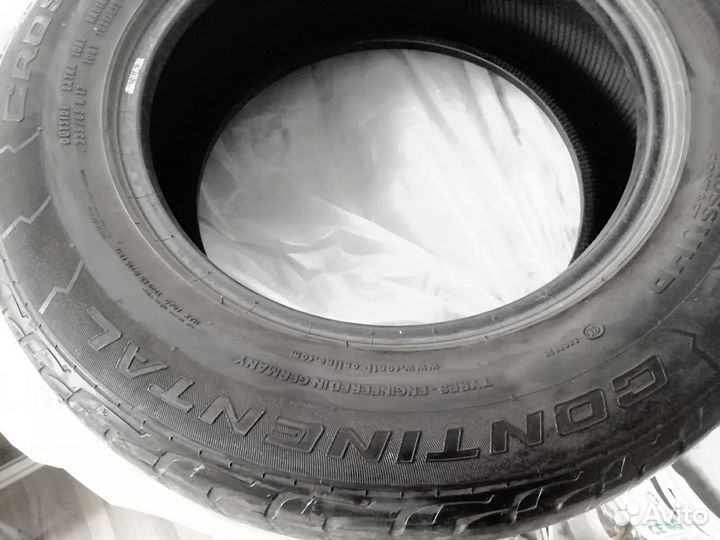 Continental CrossContact UHP 235/65 R17 108V