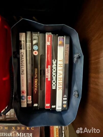 Библиотека DVD дисков