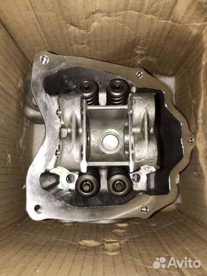 Головка piaggio 125 250 Vespa новая