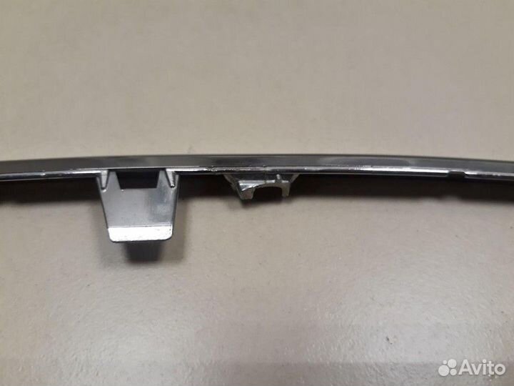 Накладка на решетку радиатора (хром)