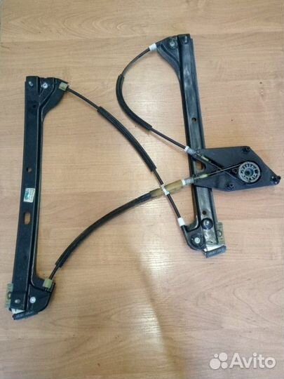 Стеклоподъемный механизм передний правый