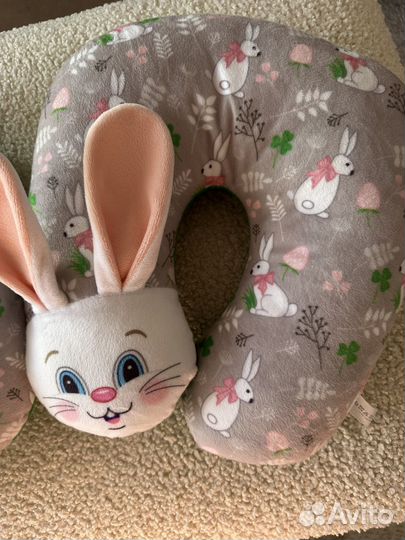 Подушка для путешествий детская