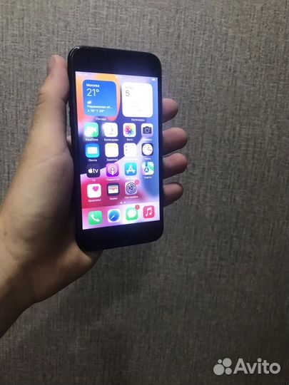 iPhone 7, 32 ГБ