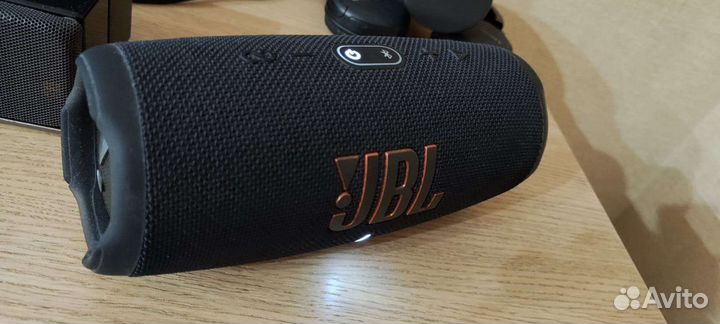 Портативная колонка jbl charge 5
