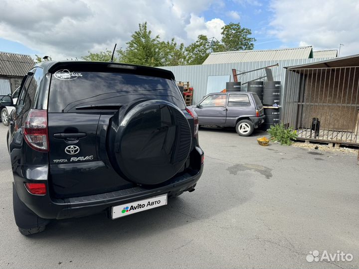 Toyota RAV4 2.0 CVT, 2011, 234 000 км