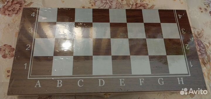 Шахматы нарды шашки 3 в 1
