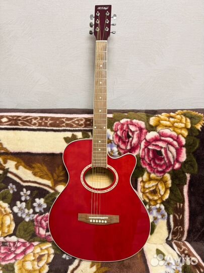 Акустическая гитара