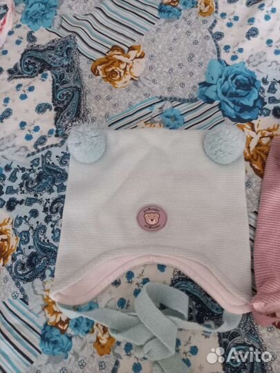 Шапки весенние 3-4года