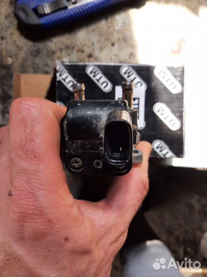 Клапан холостого хода камри. Для 5sfe,3sfe