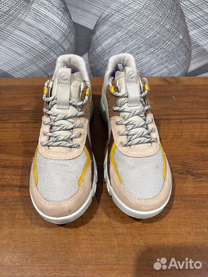 Кроссовки Ecco gore-tex размер 37