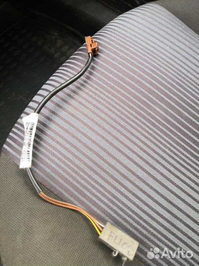 Концевик задней двери багажника Ford fusion