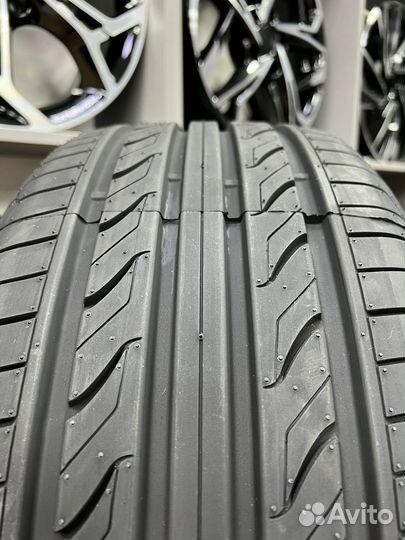 Landsail LS388 225/45 R18 95W