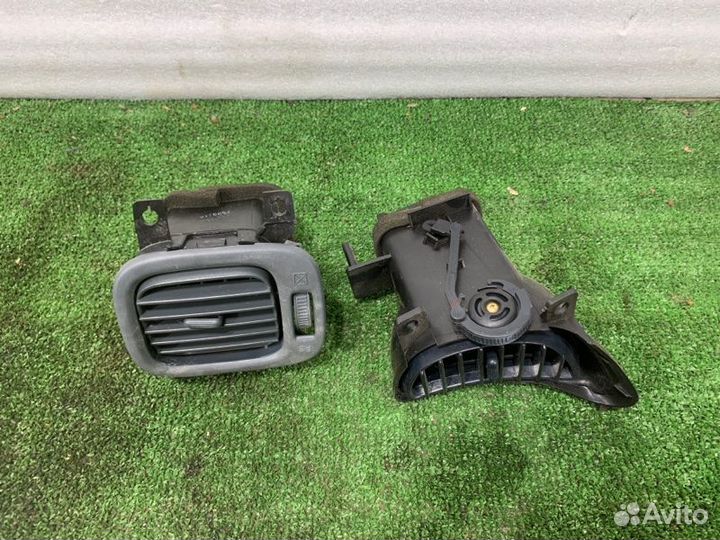 Дефлектор воздушный Nissan Almera Classic седан