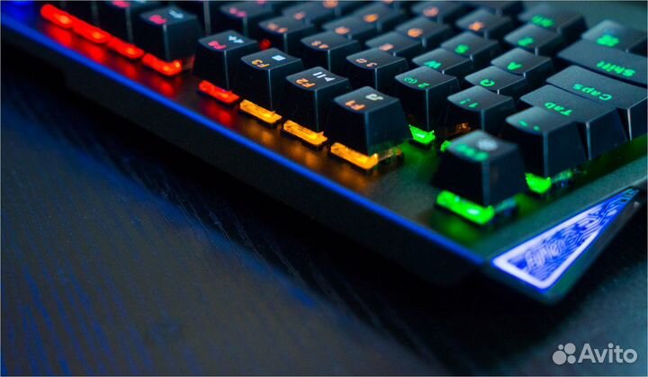 Игровая клавиатура Fuhlen Destroyer